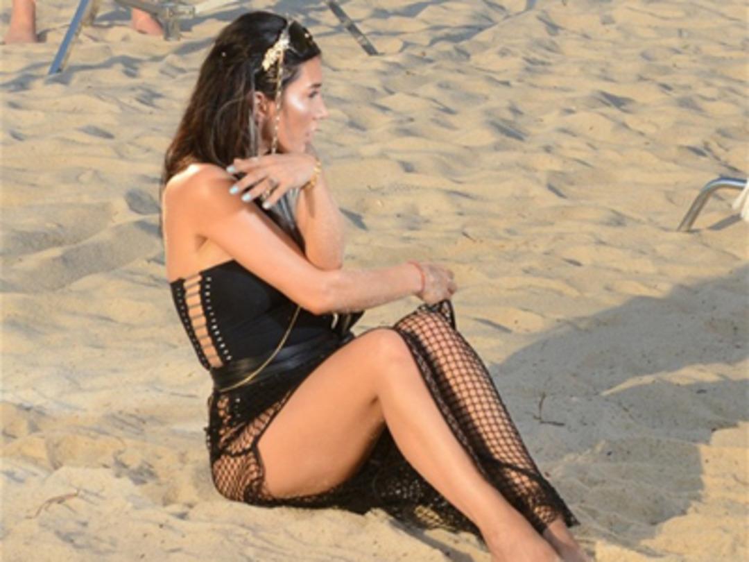 Hande Yener'den seksi klip