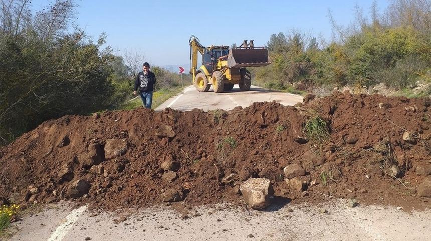 Köy yolları kapatıldı