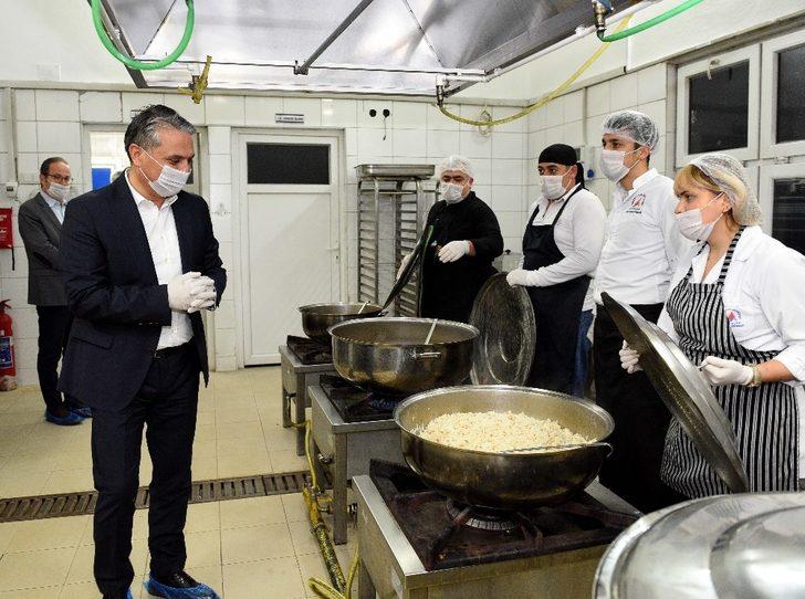 Muratpaşa Belediyesi, korona virüs salgını sebebiyle aşevininin kapasitesini 2 katına çıkardı G2