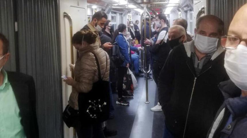 İzmir'de vatandaşlar isyan etti! Metroda doluluk tepkisi