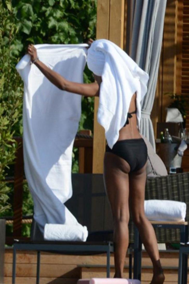 Bodrum aşığı Naomi Campbell G5