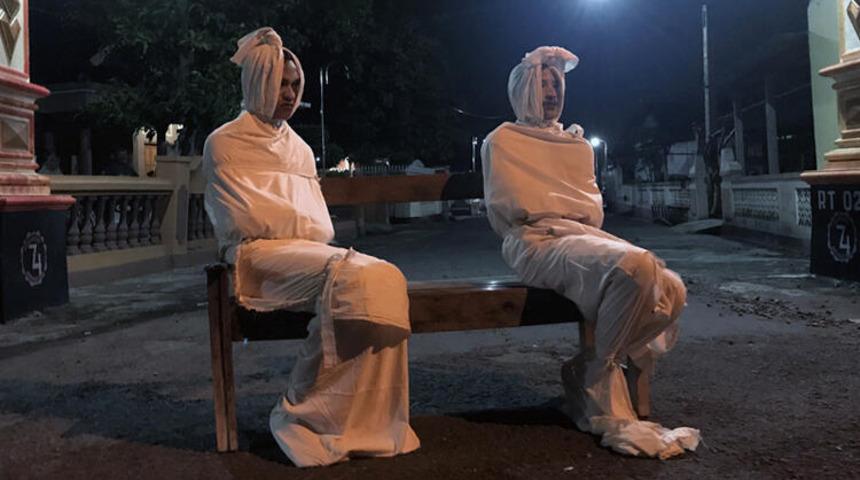 Endonezya'da Kovid-19'a karşı 'hayaletli caydırma &ouml;nlemi'