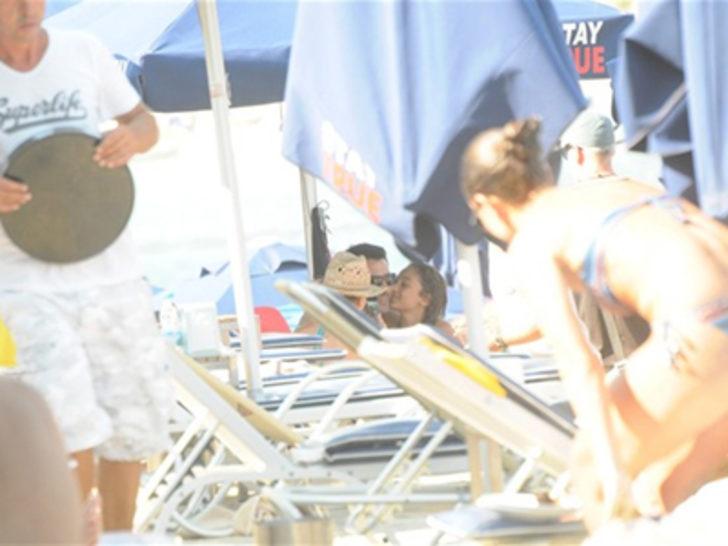 Kenan İmirzalıoğlu Sinem'siız tatile çıktı G3