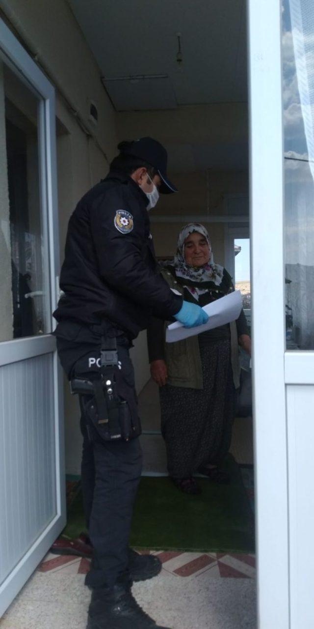 Gönlü zengin Anadolu kadını bayram ikramiyesinin yarısını Türk milletine bağışladı