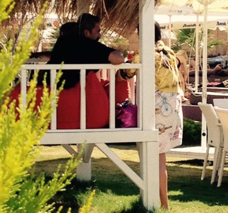 Öykü Gürman yalnız yüzdü G2