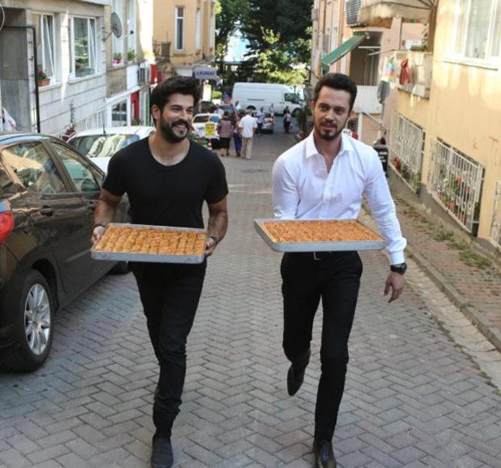 Burak Özçivit ile Murat'tan bayram sürprizi G4