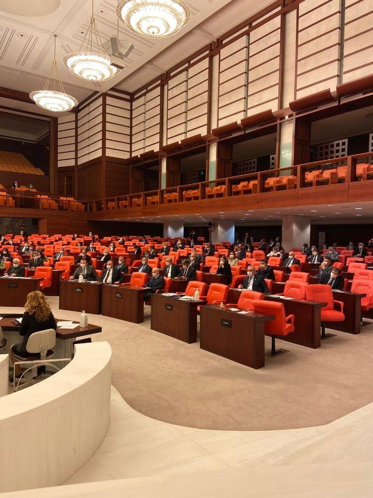 MHP Genel Başkanı Devlet Bahçeli TBMM'ye maskesiyle geldi G4