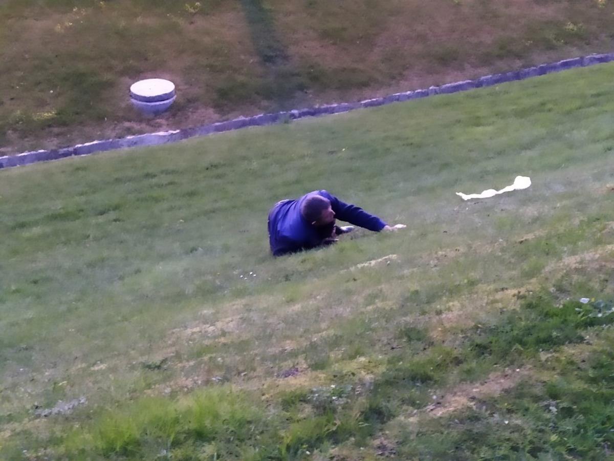 Beşiktaş'ta kahvaltı yaparken kurşunla ayağından vuruldu