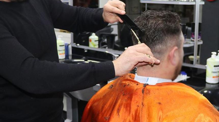 Gizlice sa&ccedil; tıraşı yaptıranlar i&ccedil;in korkutan uyarı: B&uuml;y&uuml;k risk altındalar