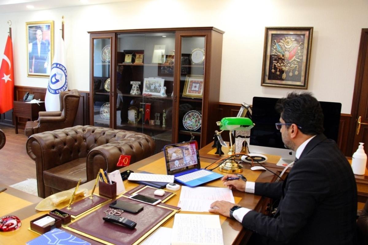 AD&Uuml; Rekt&ouml;r&uuml; Aldemir, Y&Ouml;K Başkanı ile telekonferans y&ouml;ntemiyle toplantı yaptı