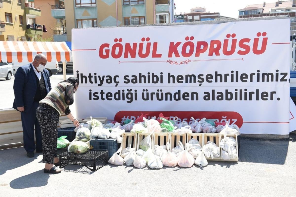 Altındağ pazarlarında g&ouml;n&uuml;l k&ouml;pr&uuml;s&uuml;
