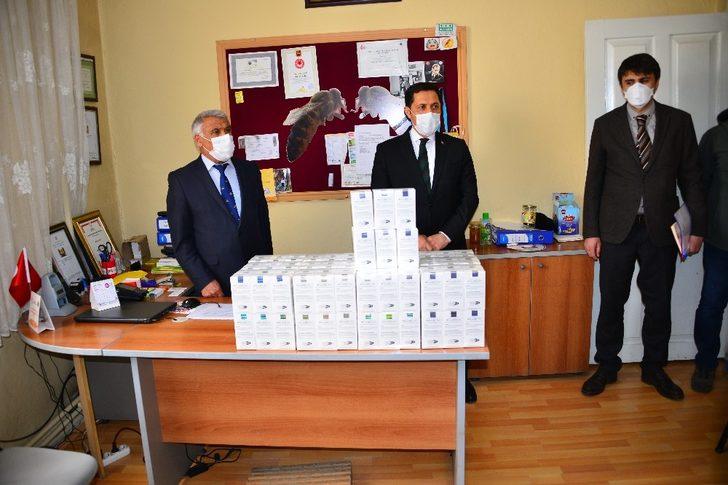 Ardahan’da 409 arıcıya ilaç desteği G3