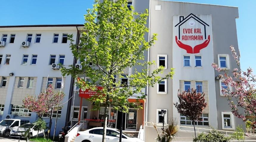 AÇSH İl Müdürlüğü binasından ‘Evde Kal Adıyaman’ mesajı