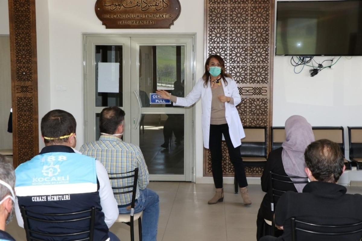 Cenaze hizmetleri personellerine korona vir&uuml;s eğitimi