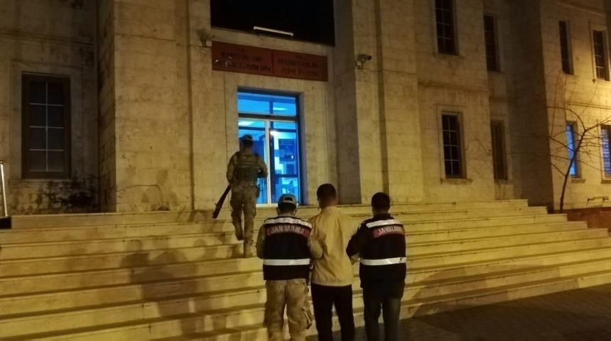 Siirt&rsquo;te 17 yıl 8 ay kesinleşmiş hapis cezası bulunan zanlı yakalandı