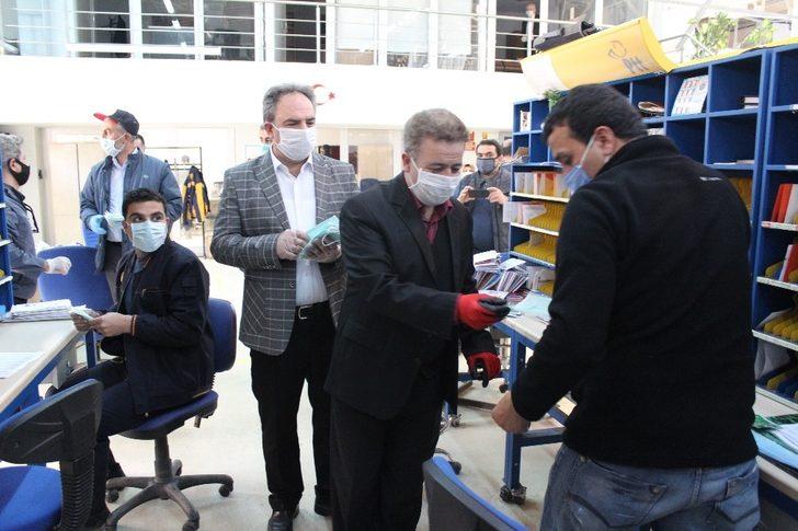 Postacıların maske dağıtımına destek G5