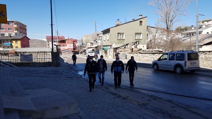 Aşkale’de ücretsiz maske dağıttılar G3