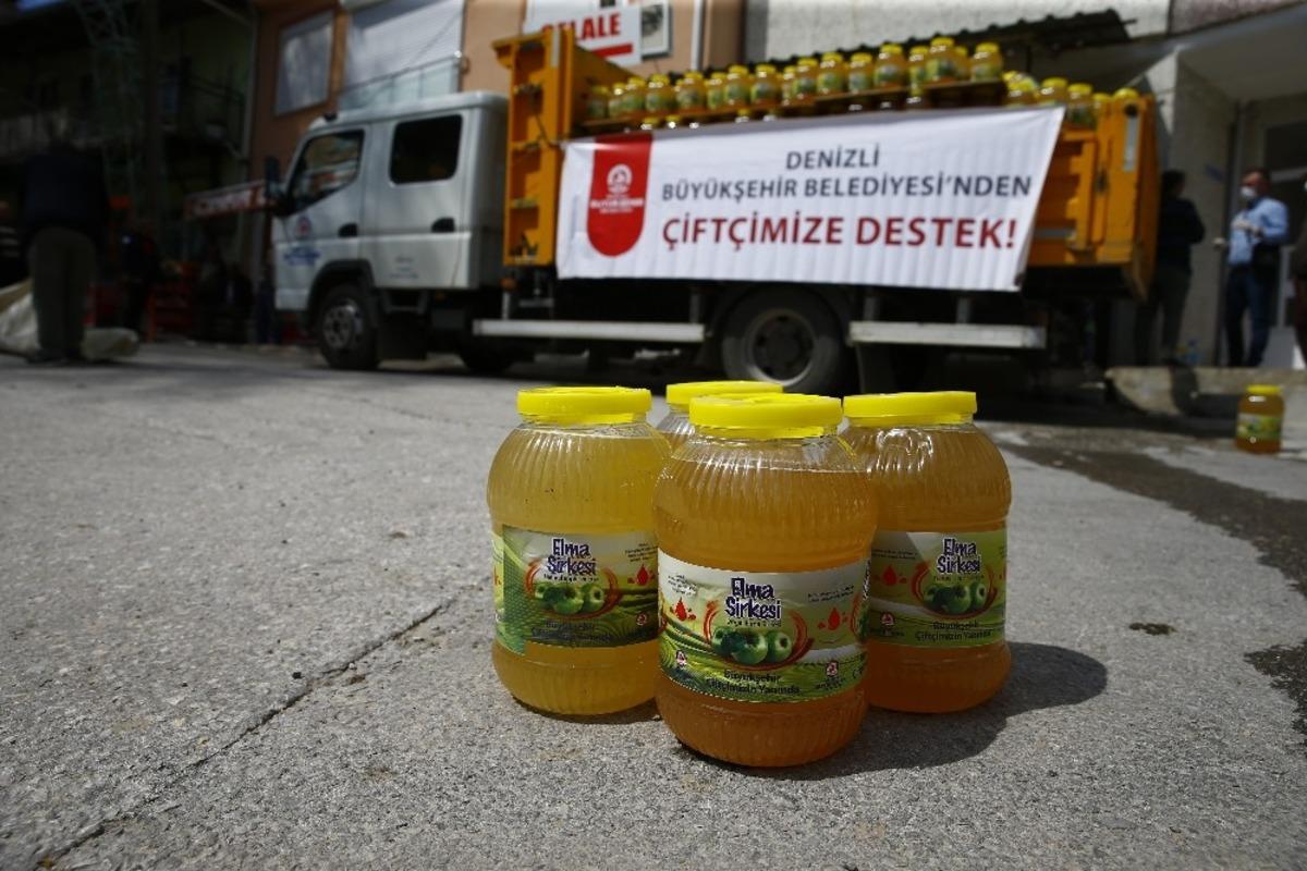 B&uuml;y&uuml;kşehir &ccedil;ift&ccedil;ilere 30 bin litre elma sirkesi dağıttı