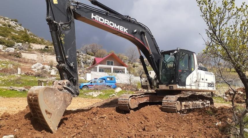 Mersin&rsquo;de izinsiz kazı yapan 3 kişi yakalandı