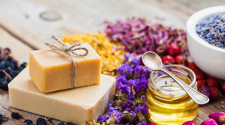 Bu doğal yağları kimse bilmiyor! Cilt bakımında sır gibi saklanan doğal yağlar!