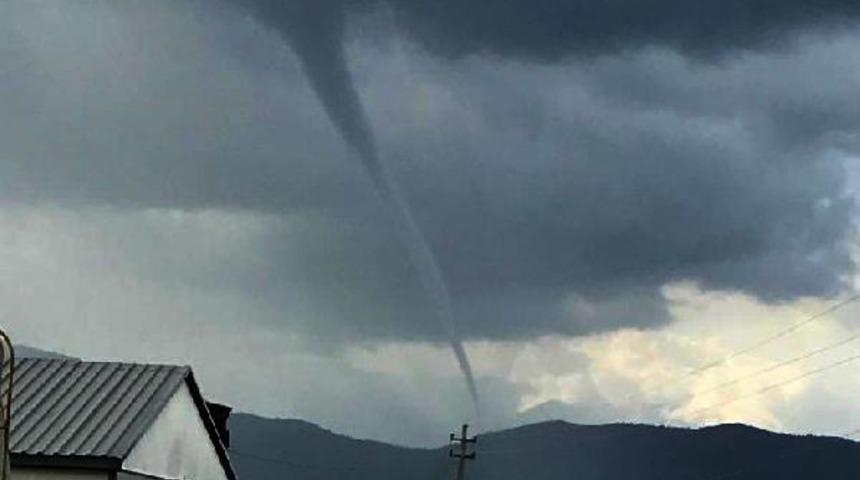 Gaziantep'te çıkan hortum görenleri korkuttu