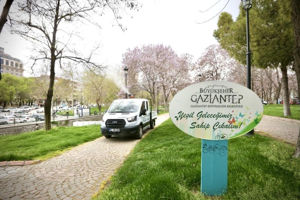 Gaziantep&rsquo;te sinek ve haşerelere m&uuml;cadele