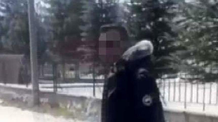 Sokağa çıkma yasağında dışarı çıkıp, canlı yayın yaptılar!