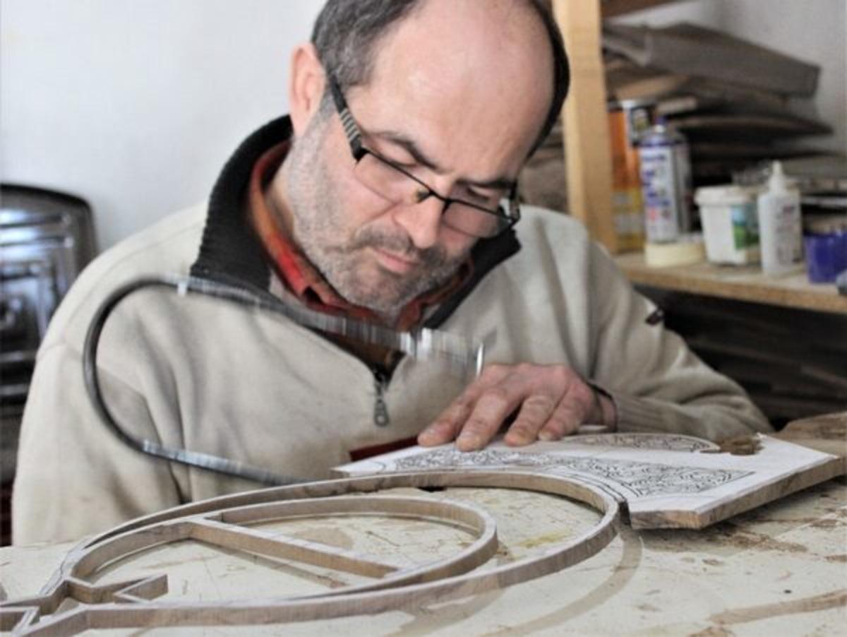 Koronavir&uuml;s izolasyonunu fırsata &ccedil;evirdi!