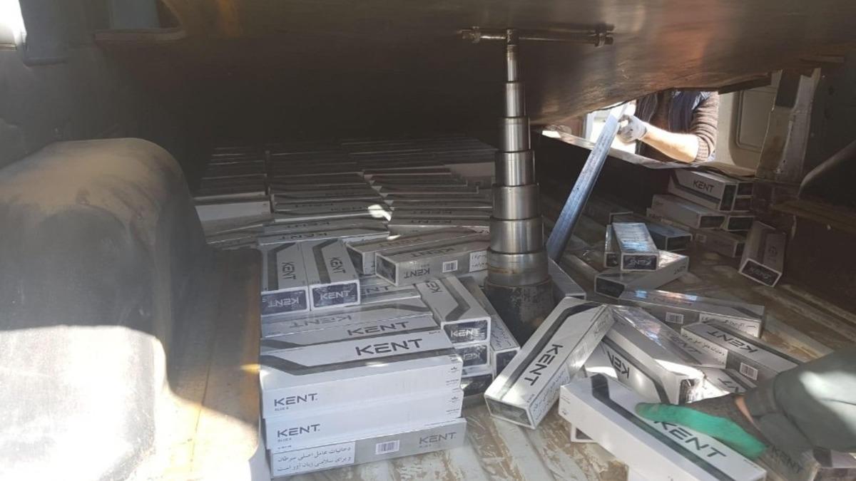 Van&rsquo;da 5 bin 900 paket ka&ccedil;ak sigara ele ge&ccedil;irildi