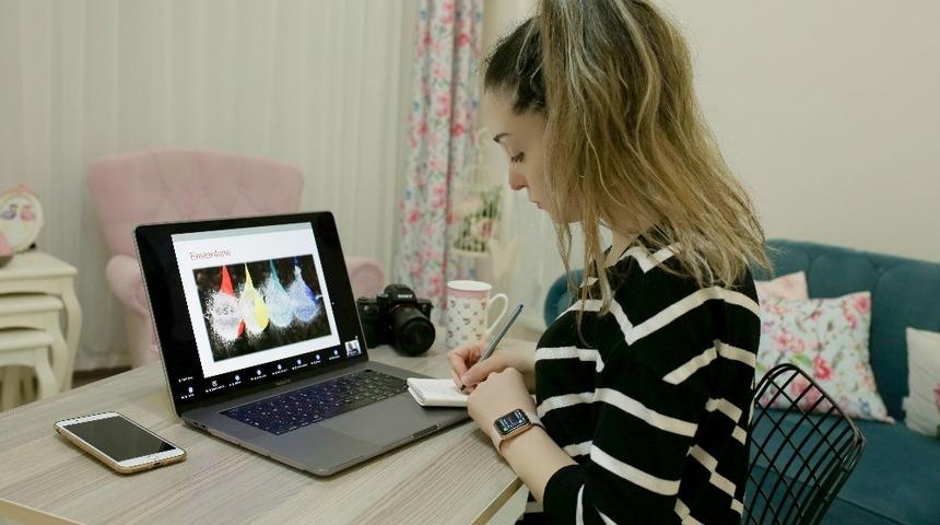 Evinde kalanlara online fotoğraf eğitimi