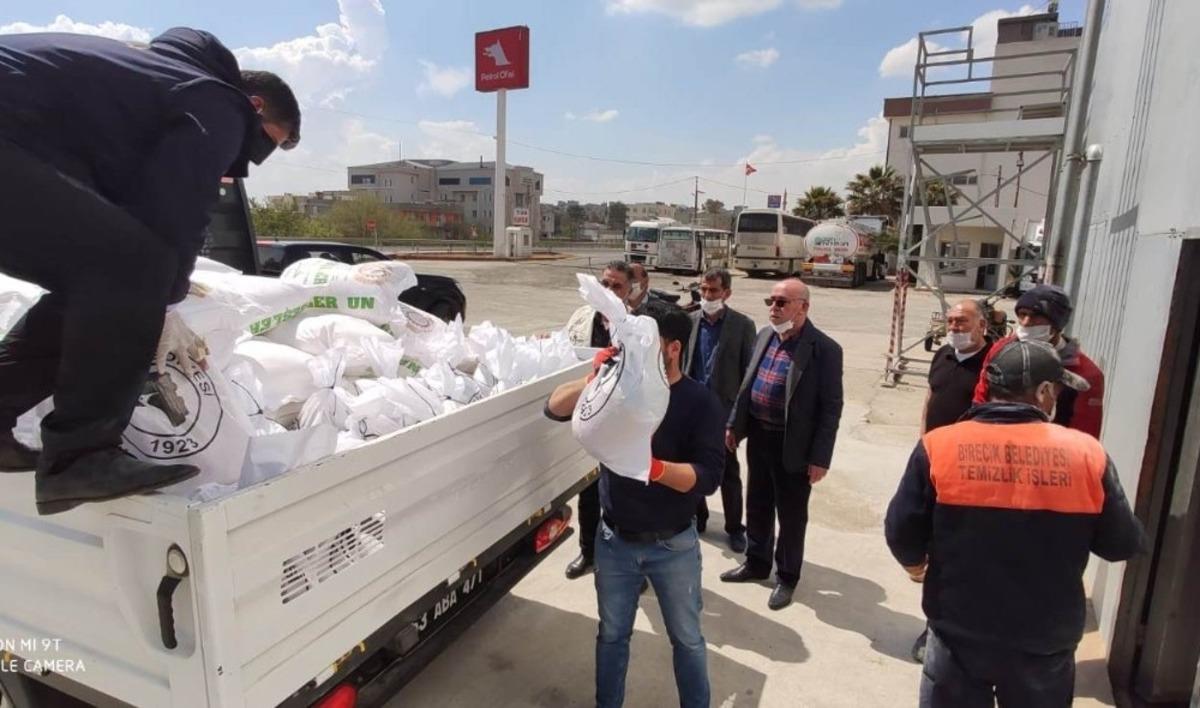 Birecik&rsquo;te 5 bin aileye gıda yardımı