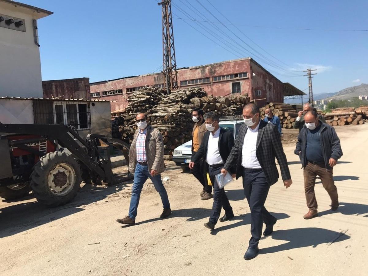 AK Parti&rsquo;den sanayi esnafına maske