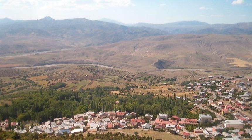 İli&ccedil;&rsquo;te kıraathane, berber ve kuaf&ouml;rlere bin TL kira yardımı yapılacak