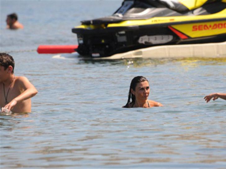 Selen Görgüzel'den Hamdi Alkan'a özel masaj G5