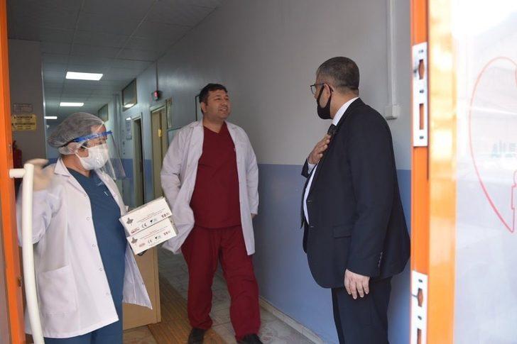 Taşköprü Belediyesinden vatandaş ve kurumlara maske desteği G2