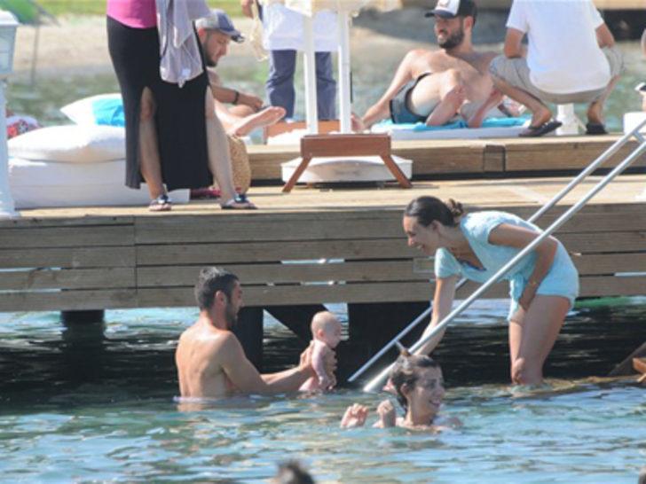 Burak Yılmaz'ın Nazlı'sı G2