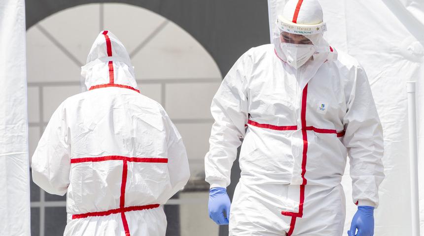 G&uuml;ney Kıbrıs Rum Kesimi alarm veriyor: Evlerinde &ouml;l&uuml;yor