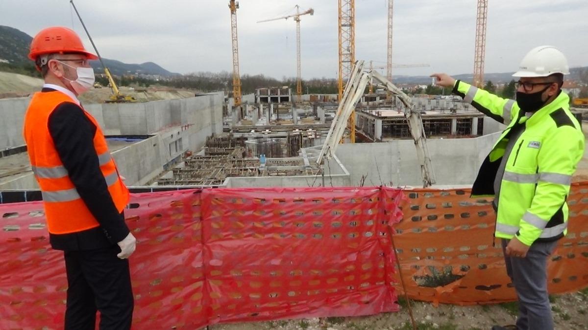 Başkan Sebahattin Ceyhun: "Hastane inşaatımız hızla ilerliyor"