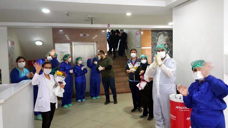 Koronavirüs tedavisi sonrası yüreklere dokunan anlar! 22 gün sonra eşine böyle sarıldı G3