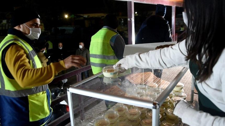 360 Temizlik emek&ccedil;ilerine keşk&uuml;l ikramı