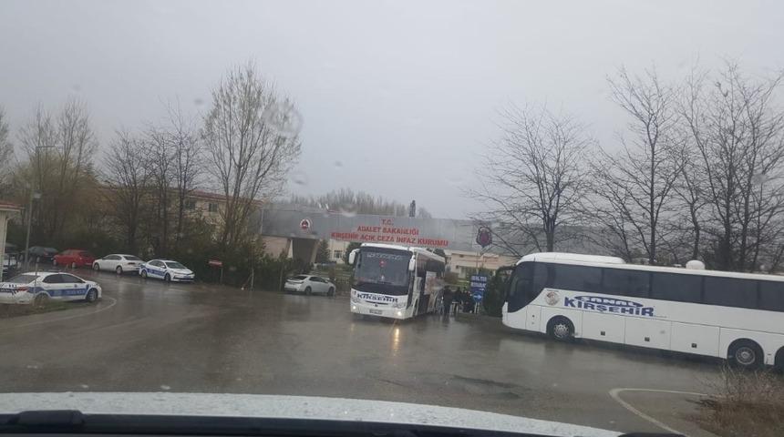 Kırşehir&rsquo;de cezaevleri geniş g&uuml;venlik &ouml;nlemleri ile tahliye ediliyor