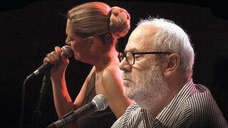 Bülent Ortaçgil ve Birsen Tezer Ege turunda