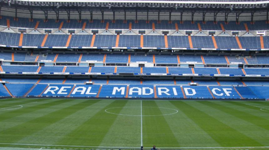 Real Madrid efsaneler koronavir&uuml;sle m&uuml;cadeleye a&ccedil;ık artırma ile destek olacak