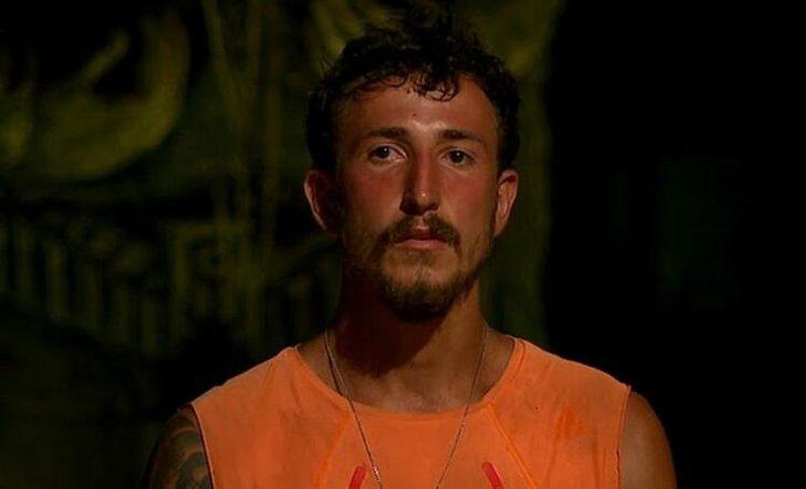 Survivor Berkan sosyal medyayı salladı! İşte büyük aşkı! G1