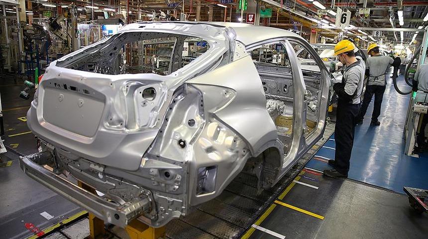 Otomotiv devinden kritik karar! Üretimi düşürecek