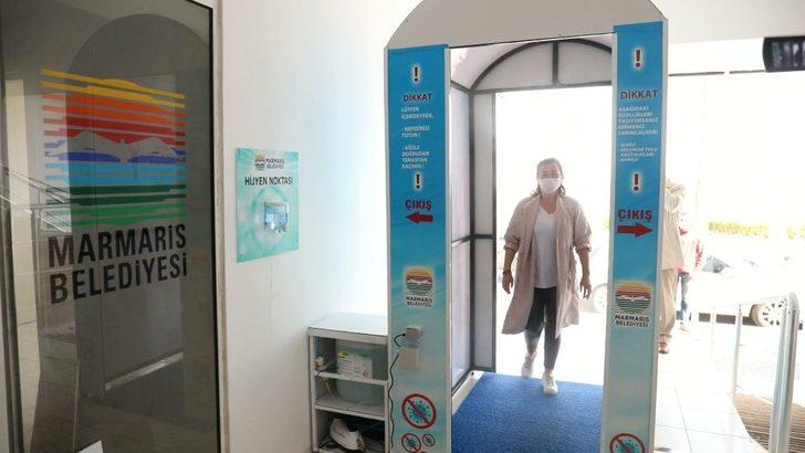 Marmaris’te hijyen tüneli kurumlara takılmaya başladı G3