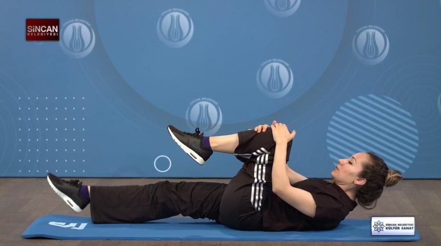 Sincan Belediyesi kadınlara evde spor hizmeti sunuyor