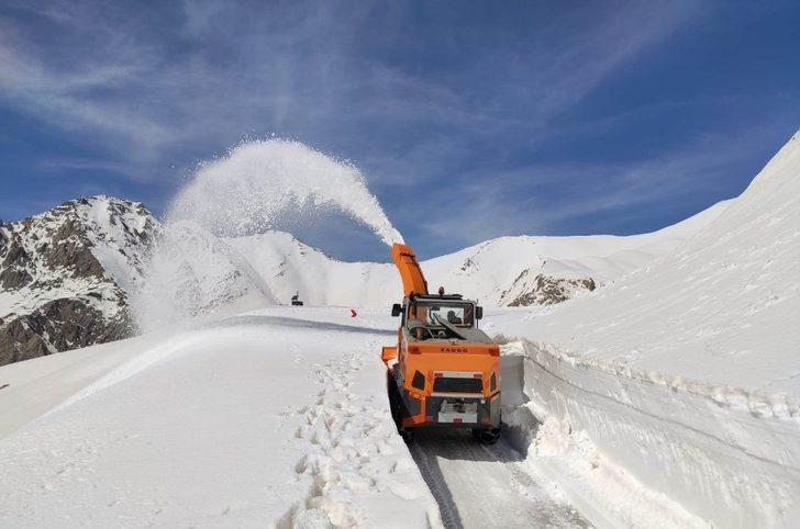 (Özel) Bahçesaray yolunda hummalı çalışma G1