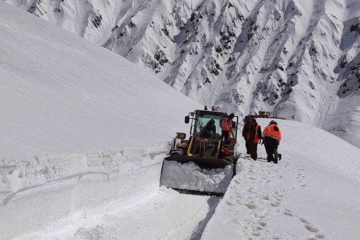 (Özel) Bahçesaray yolunda hummalı çalışma G2
