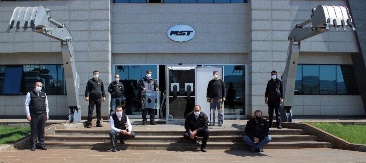 Korona vir&uuml;s ile m&uuml;cadeleye katkı